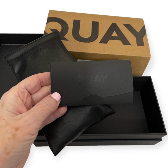 QUAY High Key Sunglasses Black Frame Black Amethyst Lens Aviator Extra Large NWT - Picture 12 of 14